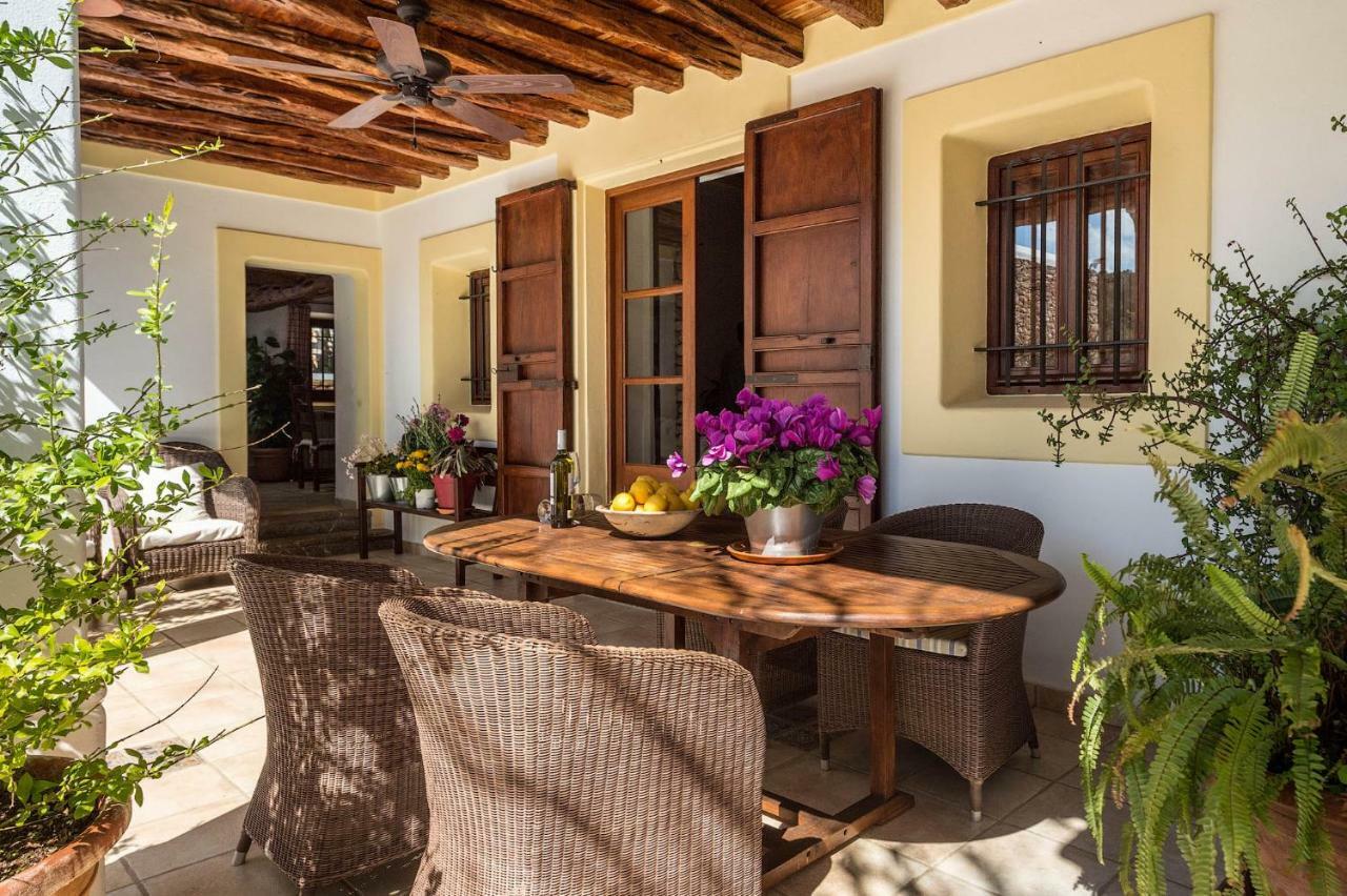 Villa Can Fita Puig D'en Valls Exterior photo